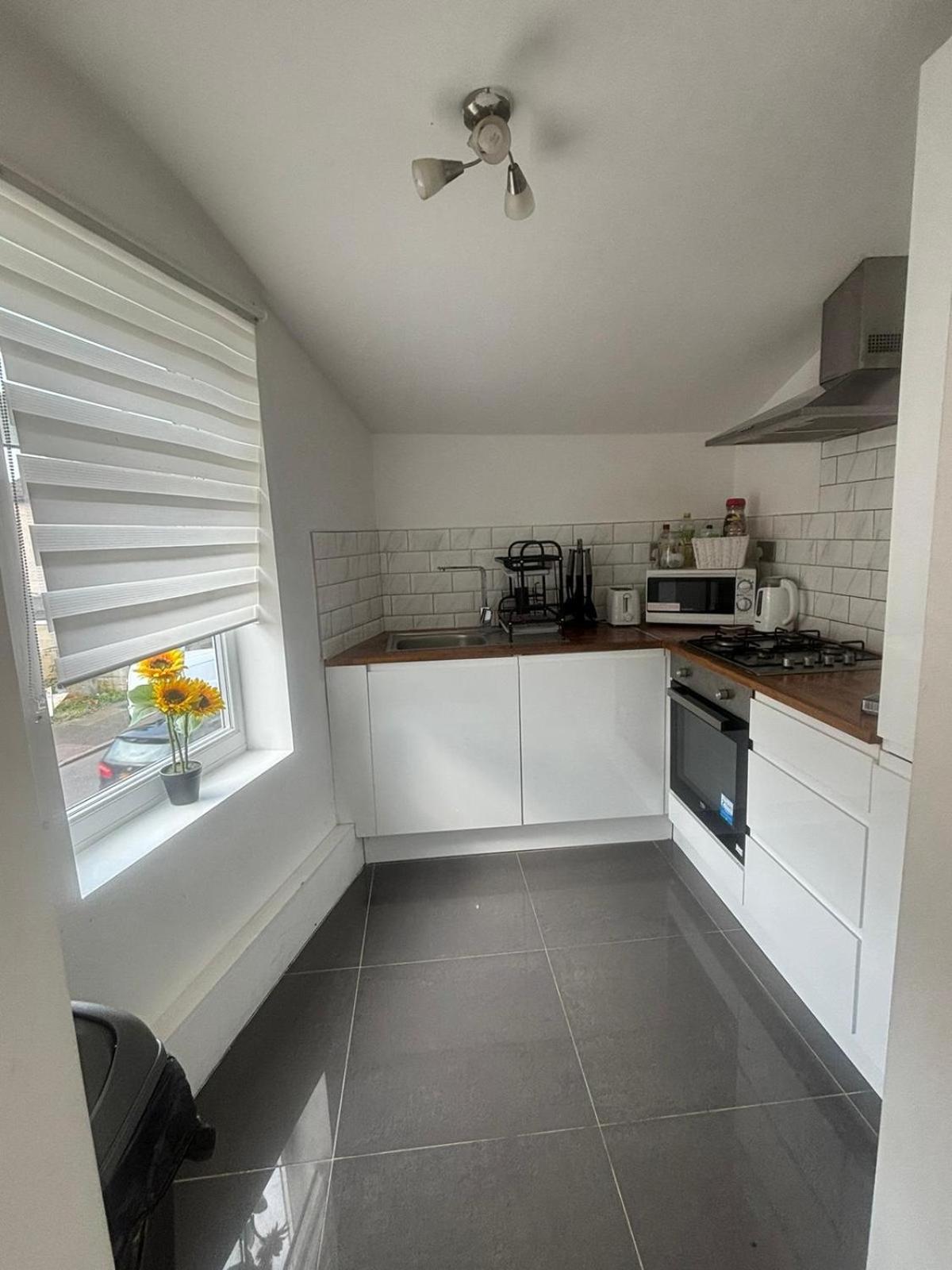 Eejs Modern London 3 Bed Flat Near Crystal Palace Stadium - Great Transport Links Norwood Kültér fotó