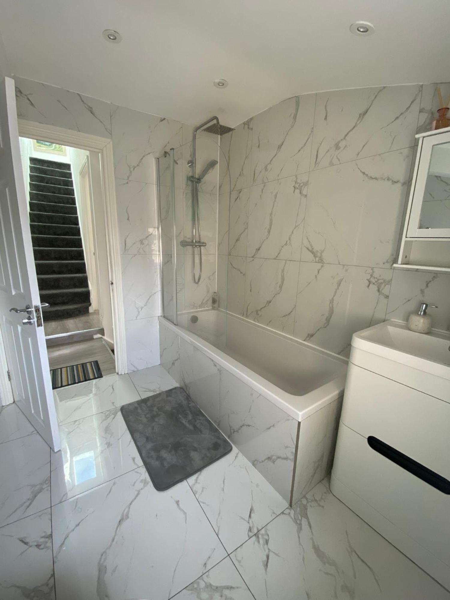 Eejs Modern London 3 Bed Flat Near Crystal Palace Stadium - Great Transport Links Norwood Kültér fotó